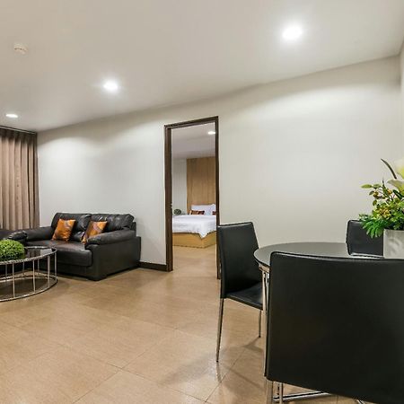 Bb Garden Resort Банкок Екстериор снимка