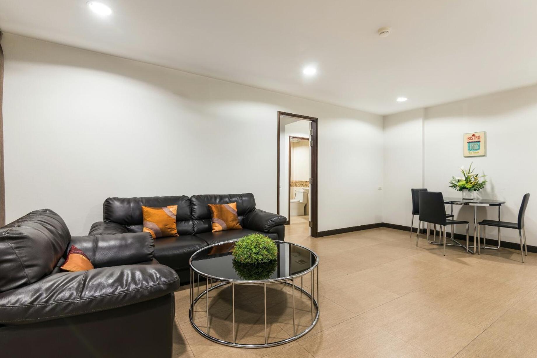 Bb Garden Resort Банкок Екстериор снимка