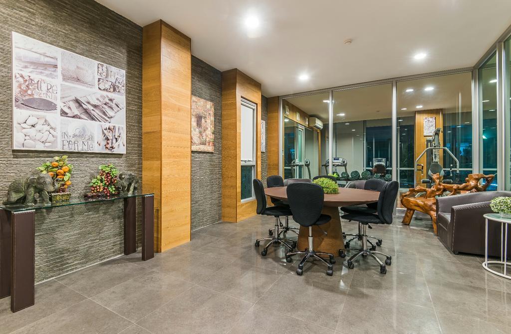 Bb Garden Resort Банкок Екстериор снимка
